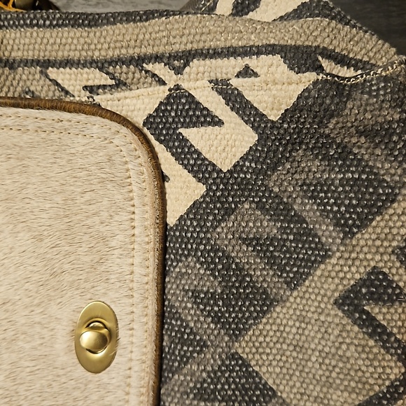 Myra Bag Convertible Strap Bag - Picture 12 of 16